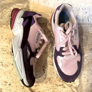 Women’s adidas falcon sneakers pink multi color shoes size 8.5
